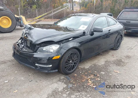 2015 Mercedes-Benz C 350 Sport 4Matic from USA, damaged, VIN WDDGJ8JB0FG367559
